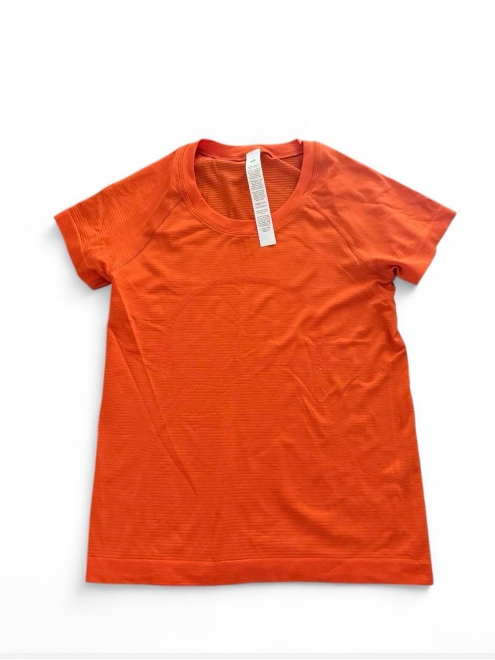 lululemon athletica Short Sleeve SWIFTLY NWT SZ 4